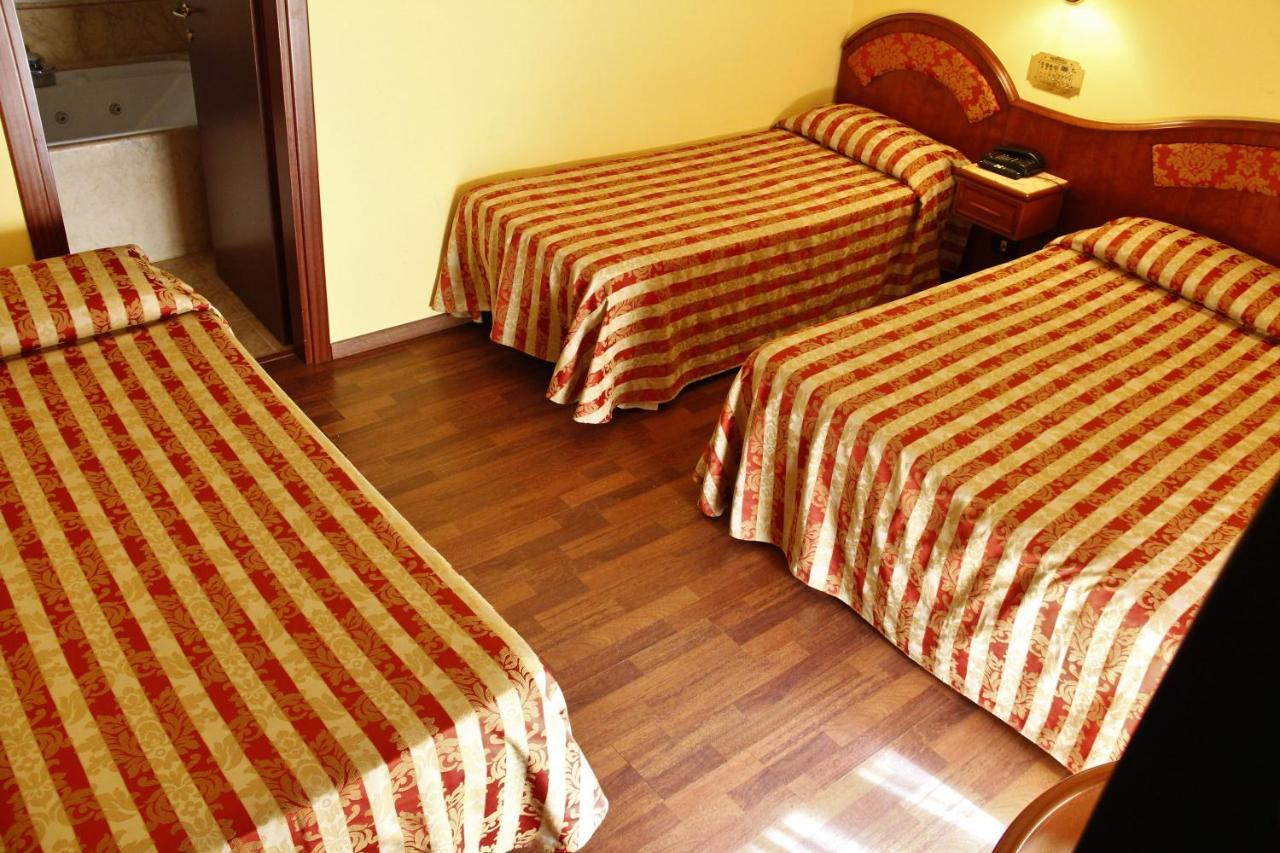 Hotel Valdaso Pedaso Εξωτερικό φωτογραφία